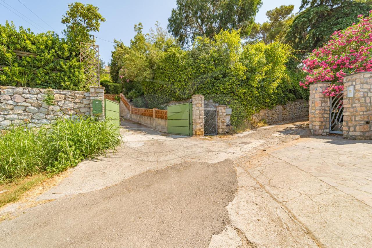 ポルトフェッラーイオA Casa Di Massi - Goelbaアパートメント エクステリア 写真