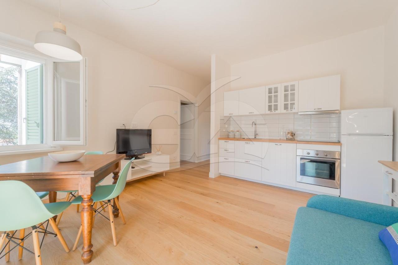 ポルトフェッラーイオA Casa Di Massi - Goelbaアパートメント エクステリア 写真